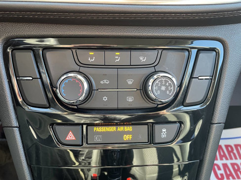 Used 2022 Buick Encore Preferred w/ Safety Package image 20