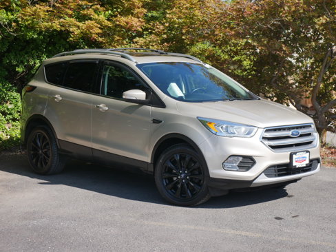 Used 2017 Ford Escape Titanium image 27