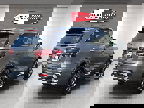 Used 2019 Kia Sorento SX image 6