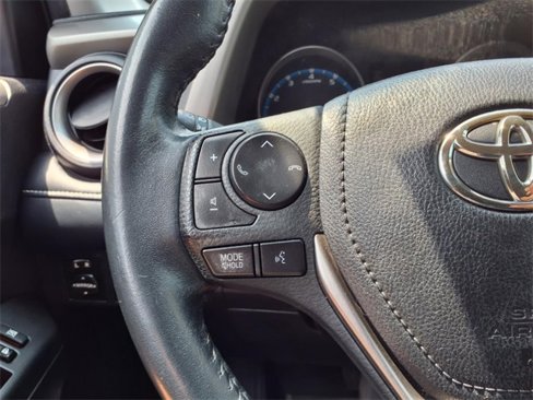 Used 2018 Toyota RAV4 XLE image 25