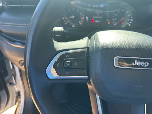 Used 2022 Jeep Compass Altitude image 10