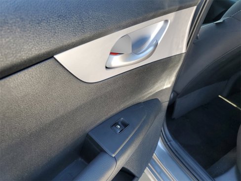 Used 2024 Kia Forte LXS image 9