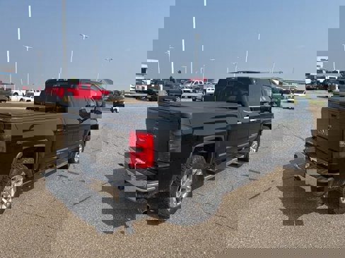 Used 2015 GMC Sierra 1500 SLT w/ SLT Crew Cab Value Package image 3