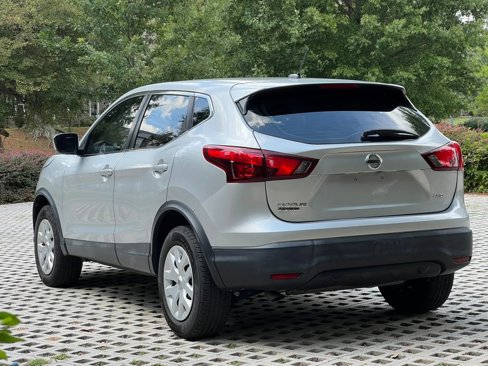 Used 2019 Nissan Rogue Sport S image 7