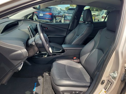 Used 2019 Toyota Prius Prime Advanced image 9