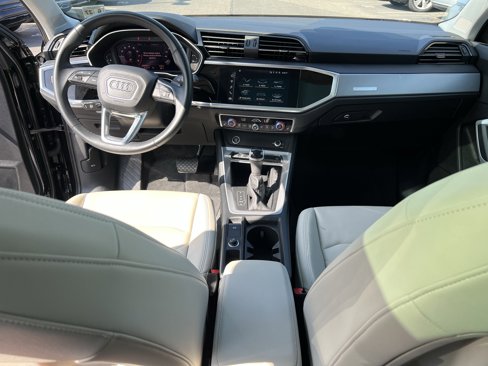 Certified 2022 Audi Q3 2.0T Premium Plus w/ Premium Plus Package image 16