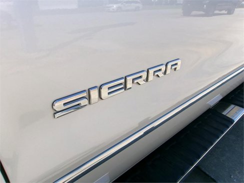 Used 2018 GMC Sierra 1500 SLT image 10