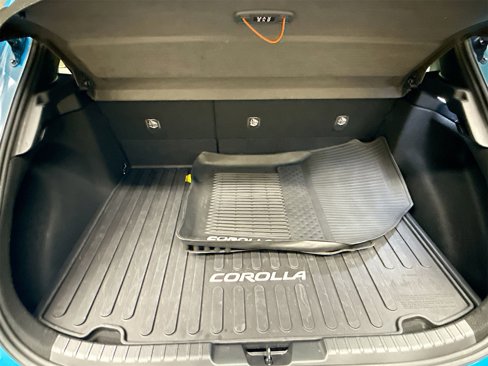 Used 2021 Toyota Corolla XSE image 25