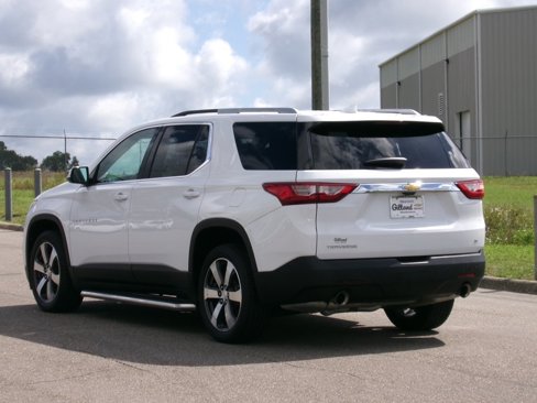Used 2018 Chevrolet Traverse LT image 12