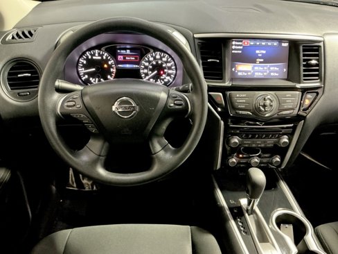 Used 2020 Nissan Pathfinder S image 24