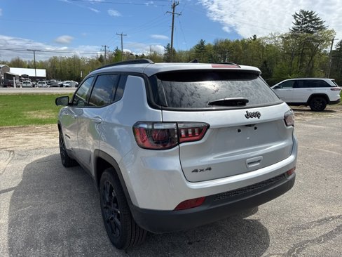 New 2025 Jeep Compass Latitude w/ Convenience Group image 3