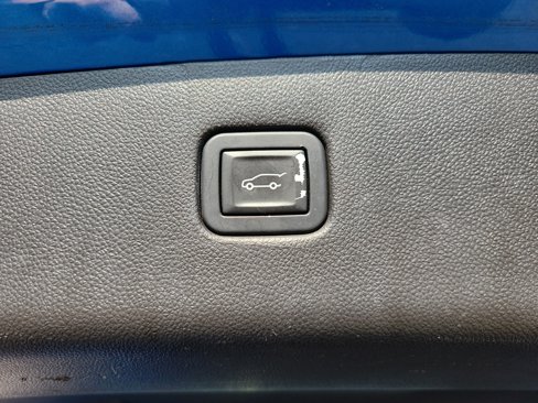 Used 2020 Chevrolet Blazer RS image 12