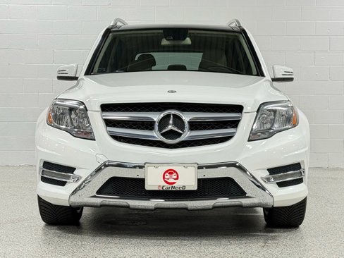 Used 2015 Mercedes-Benz GLK 350 4MATIC image 3
