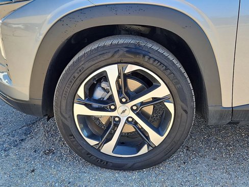 Used 2024 Chevrolet Trax RS w/ Driver Confidence Package image 6