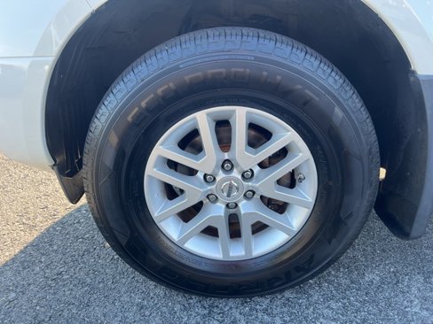 Used 2018 Nissan Frontier SV w/ Value Truck Package image 10