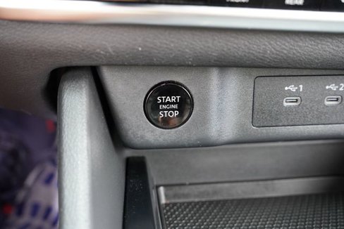 Used 2024 Nissan Rogue SV image 29