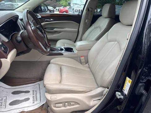 Used 2016 Cadillac SRX Luxury image 18