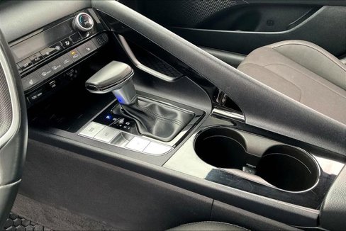 Used 2021 Hyundai Elantra SEL w/ Convenience + Premium Package image 15
