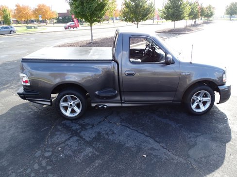 Used 2003 Ford F150 Lightning image 7