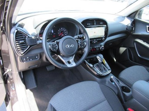 Used 2021 Kia Soul EX image 15