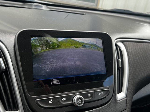 Used 2020 Chevrolet Malibu LS image 16