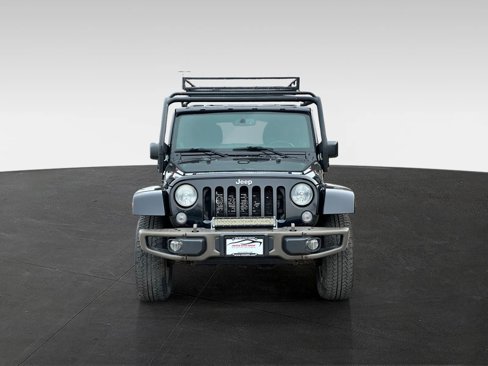 Used 2014 Jeep Wrangler Unlimited Sahara image 2