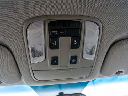 Used 2019 Kia Sedona EX image 25