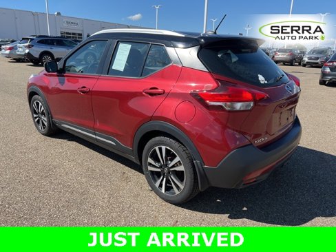 Used 2019 Nissan Kicks SR w/ SR Premium Package image 4