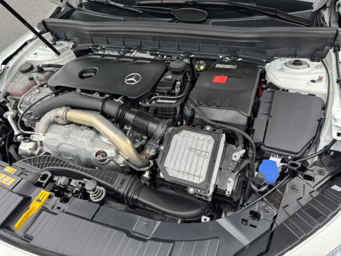 Certified 2025 Mercedes-Benz GLB 250 image 5