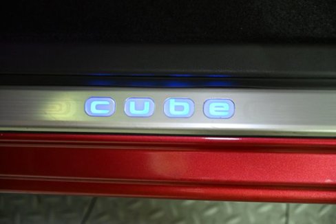 Used 2009 Nissan Cube 1.8 S w/ Interior Illumination Pkg image 33