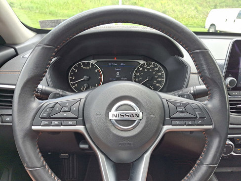 Used 2022 Nissan Altima 2.0 SR image 18