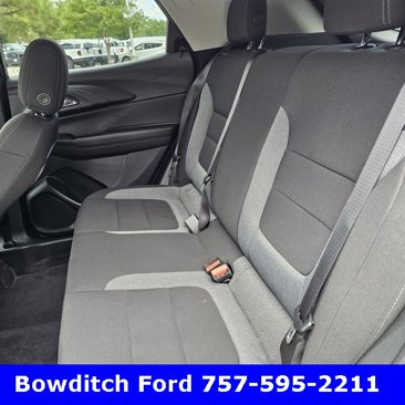 Used 2025 Chevrolet TrailBlazer LT image 12
