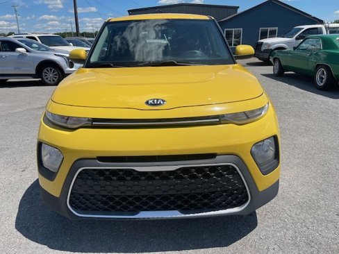 Used 2020 Kia Soul LX image 2
