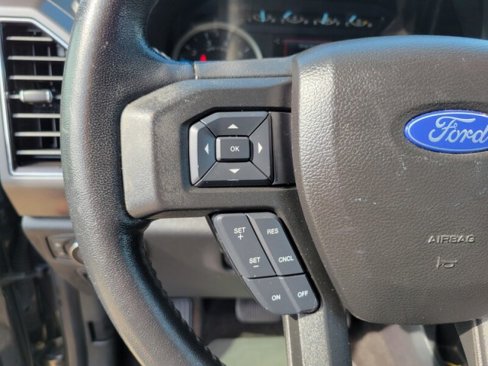 Used 2018 Ford F150 XLT w/ Equipment Group 302A Luxury image 10