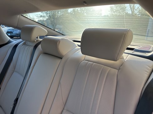 Used 2018 Honda Accord Touring image 24