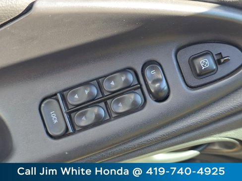 Used 2004 Ford Mustang GT image 22