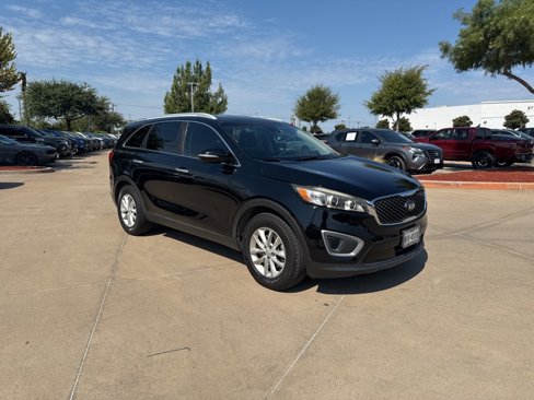 Used 2017 Kia Sorento LX w/ LX V6 Convenience Package image 7