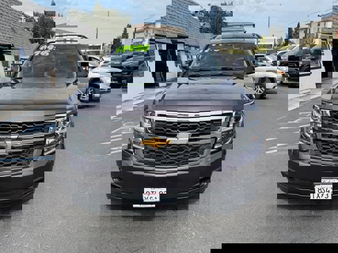 Used 2015 Chevrolet Tahoe LT image 2