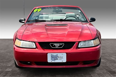 Used 1999 Ford Mustang Convertible image 26