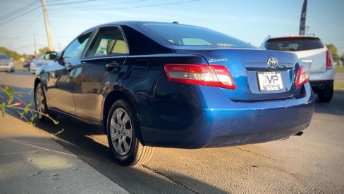 Used 2011 Toyota Camry image 5