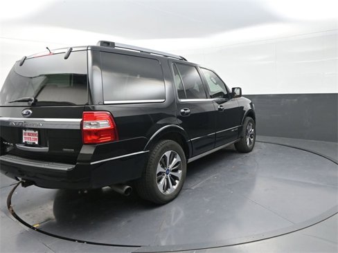 Used 2016 Ford Expedition Platinum image 7