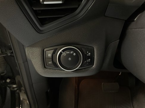 Used 2017 Ford Escape SE w/ Equipment Group 201A image 26