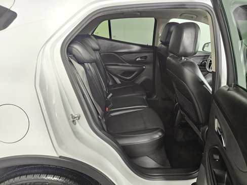 Used 2021 Buick Encore Preferred image 15