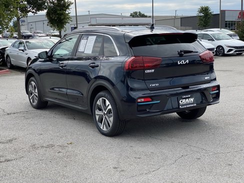 Used 2022 Kia Niro EX Premium w/ Cold Weather Package image 5