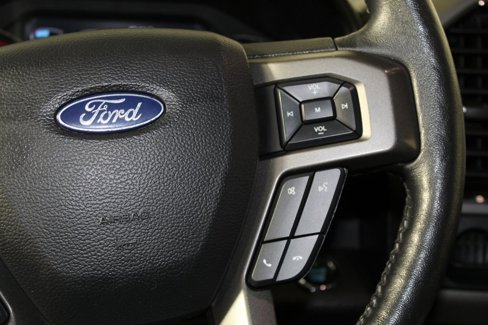 Certified 2020 Ford Expedition XLT w/ Equipment Group 202A image 18