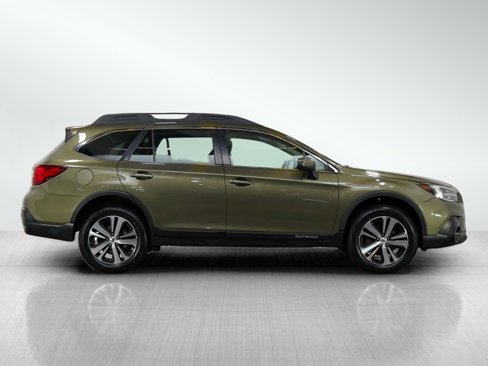 Used 2018 Subaru Outback 2.5i Limited image 6