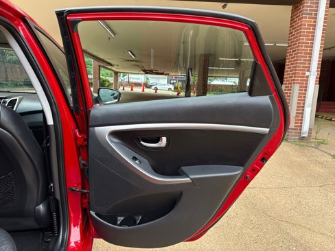 Used 2013 Hyundai Elantra GT w/ Style Pkg image 14