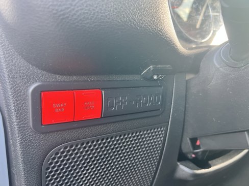 Used 2015 Jeep Wrangler Unlimited Rubicon image 6