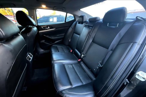 Used 2017 Nissan Maxima 3.5 SL image 19