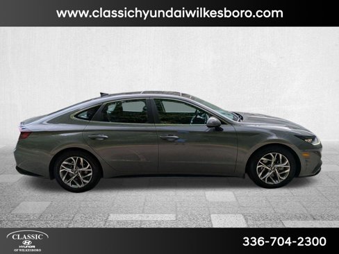 Used 2022 Hyundai Sonata SEL w/ Convenience Package image 4